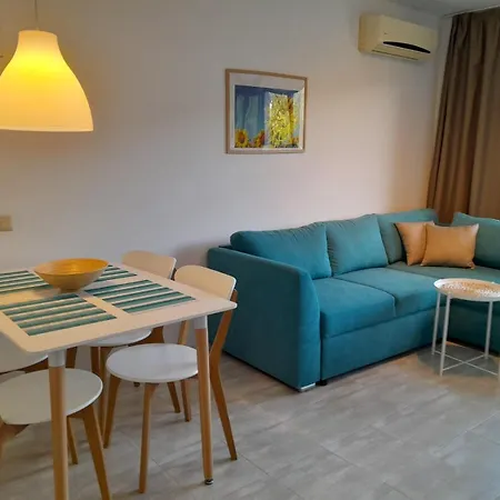 Lilia каваци, Apartamento Sozopol