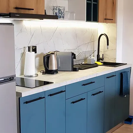 Lilia каваци, Apartamento *