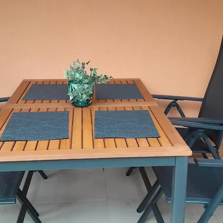 Lilia каваци, Apartamento *