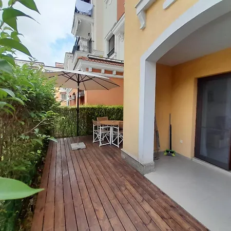 Appartement Lilia каваци, *
