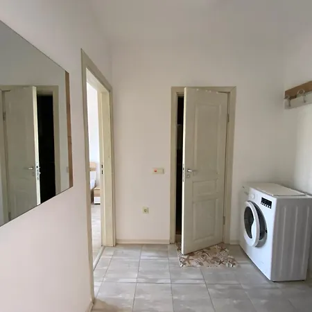 Apartment Lilia каваци, *