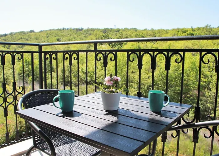 Lilia каваци, Appartement