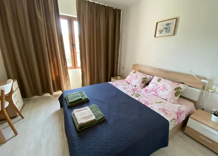 Lilia каваци, Apartment *